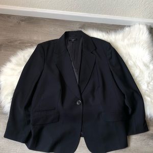 Talbots woman’s navy blue blazer